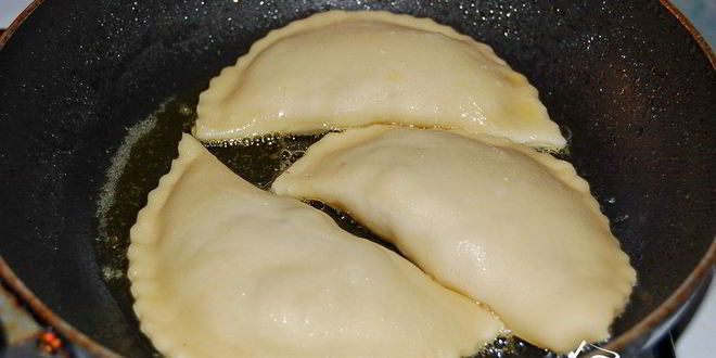 Рецепт чебуреков с мясом