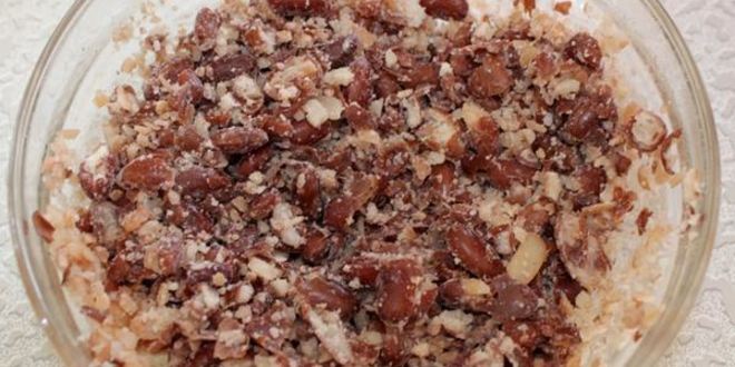 Рецепт пикантных чебуреков с фасольевой начинкой