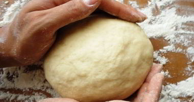 Рецепт Заварного теста для чебуреков хрустящее