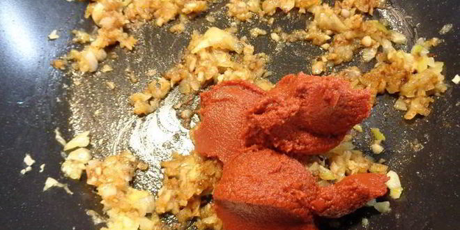 Рецепт домашнего чизбургера с соусом барбекю