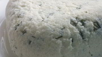 Рецепт Домашнего сыра из деревенского молока