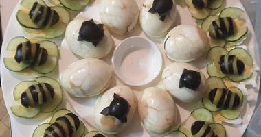 Рецепт Фаршированных яиц Пчелки