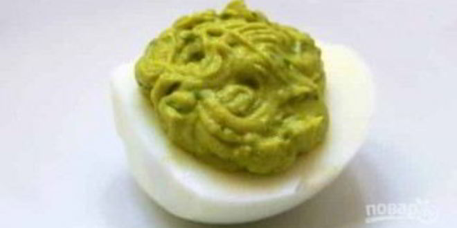 Рецепт фаршированных яиц с гуакамоле