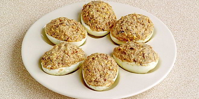 Рецепт яиц, фаршированных шпротами