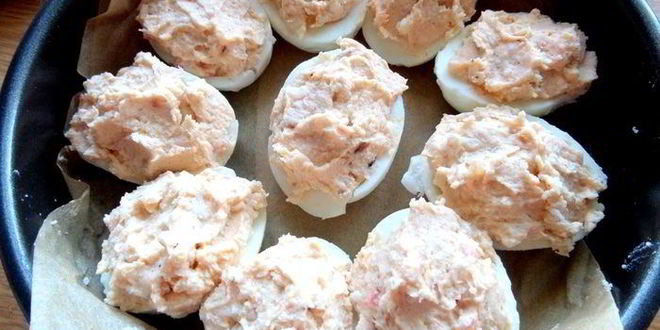 Рецепт запеченных фаршированных яиц