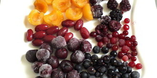 Рецепт фруктово-ягодных заливные яйца