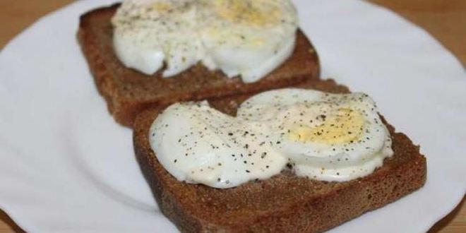 Рецепт Гренков из черного хлеба с вареным яйцом