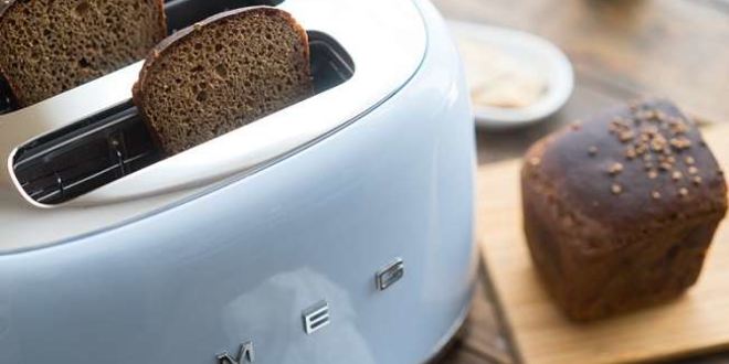 Рецепт гренков из черного хлеба с вареным яйцом