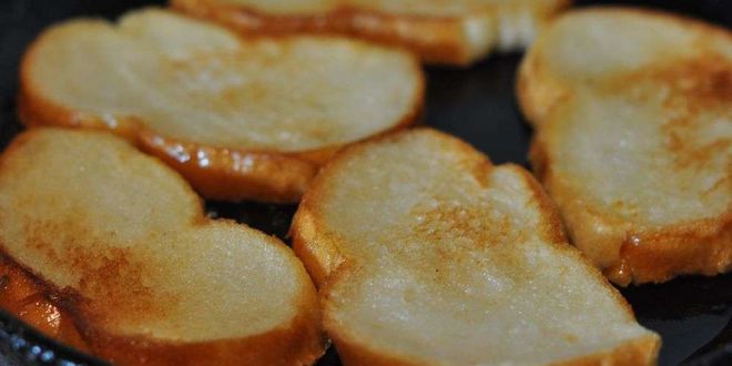 Рецепт гренков на сковороде