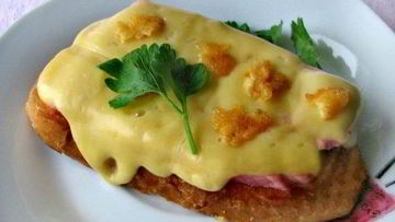 Рецепт Гренков с колбасой и сыром