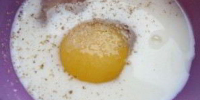 Рецепт гренков с колбасой и сыром