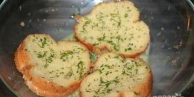 Рецепт гренков с помидорами и сыром в духовке