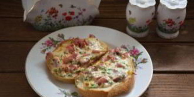 Рецепт гренков с ветчиной и сыром