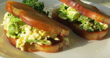 Рецепт Гренков с яичным салатом