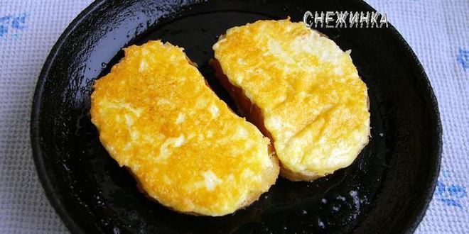 Рецепт гренков сахарных, сырных и запеченные с яблоками