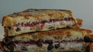 Рецепт Хлебных гренков с вареньем