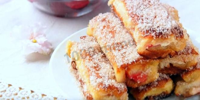 Рецепт Сладких гренков-рулетиков по-французски с клубникой