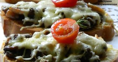 Рецепт Сырных гренков с грибами