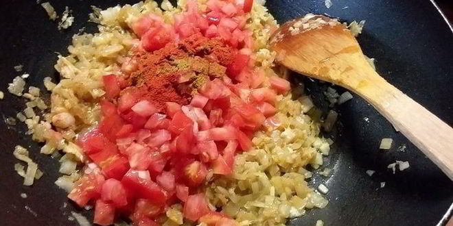 Рецепт байнгана бхарта — баклажанной икры по-индийски