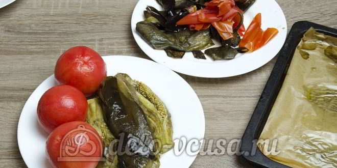 Рецепт икры из баклажанов со свежими помидорами