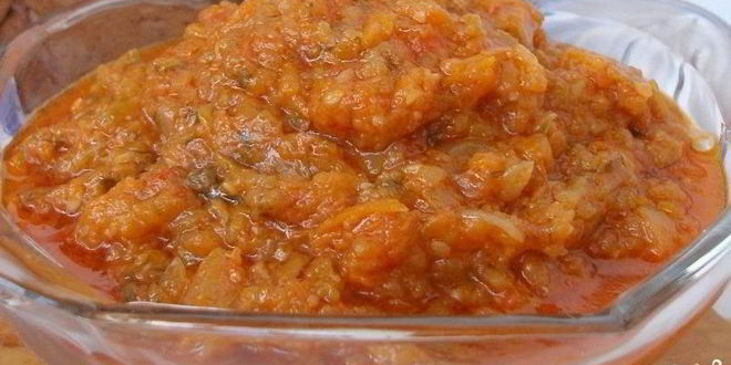 Рецепт Икры кабачковой с помидорами и морковью