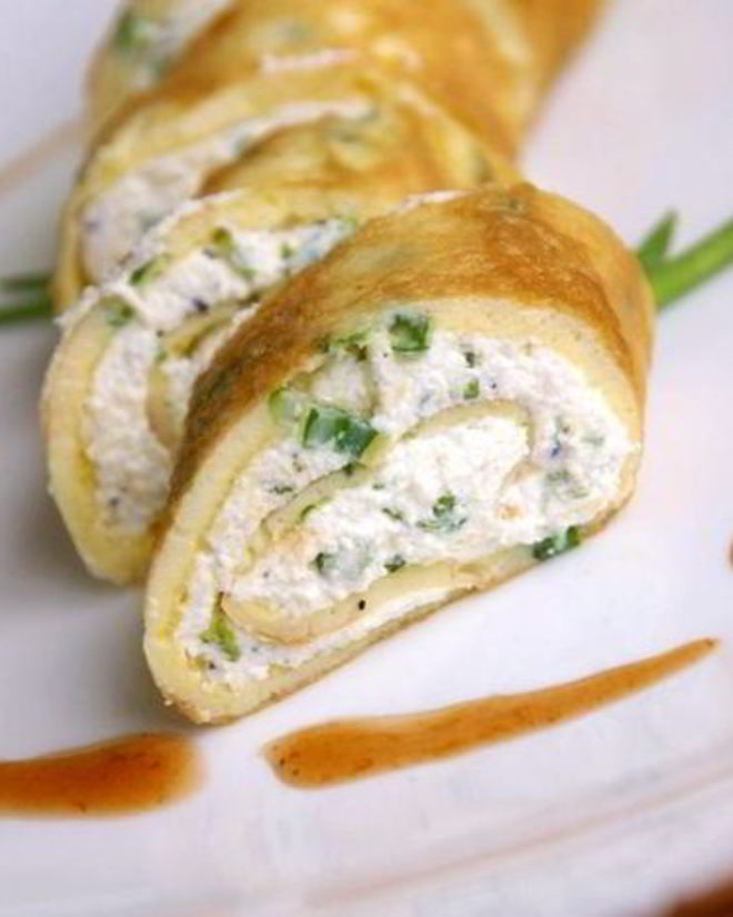 Рецепт канапе из омлета с творогом