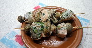 Рецепт Канапе с грибами на шпажках