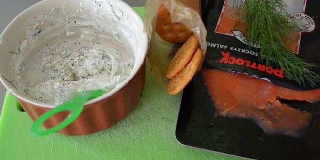 Рецепт канапе с лососем и сливочным сыром