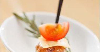 Рецепт Канапе с нежным соусом по-гречески