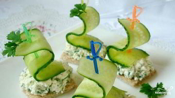 Рецепт Канапе с огурцом на шпажках