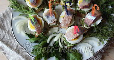 Рецепт Канапе с селедкой