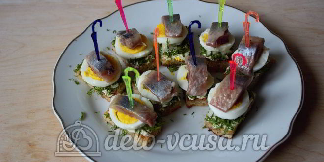 Рецепт канапе с селедкой