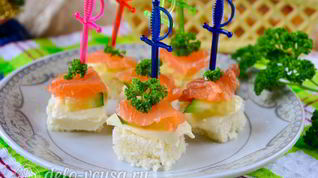Рецепт Канапе с семгой и огурцом