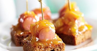 Рецепт Канапе с сосисками в апельсиновой глазури