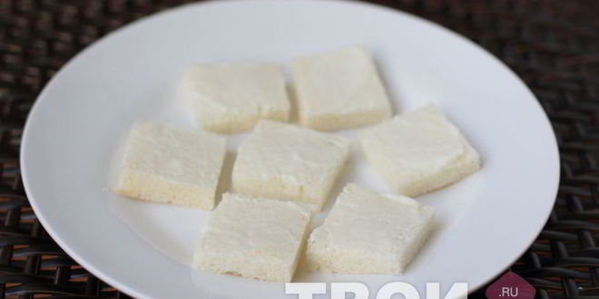 Рецепт канапе с сыром и дыней