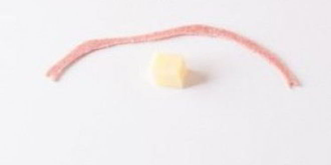 Рецепт канапе с сыром и колбасой