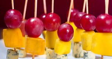 Рецепт Канапе с виноградом