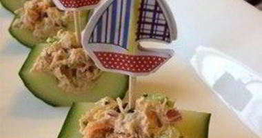 Рецепт Лодочек-канапе из огурцов с тунцом