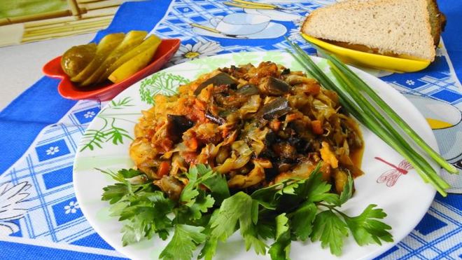 Рецепт капусты с баклажанами
