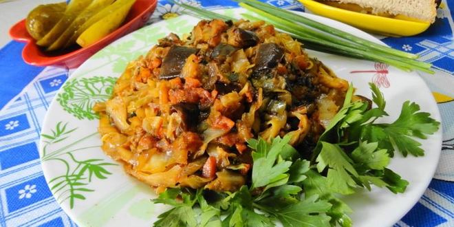 Рецепт капусты с баклажанами