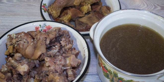 Рецепт холодца из свиных ножек и говядины