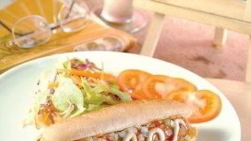 Рецепт Хот-догов с капустным салатом по-азиатски