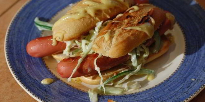 Рецепт Хот-догов с зелеными овощами и горчичным майонезом