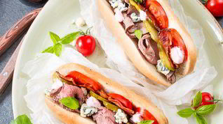 Рецепт Неправильного хот-дога с ростбифом