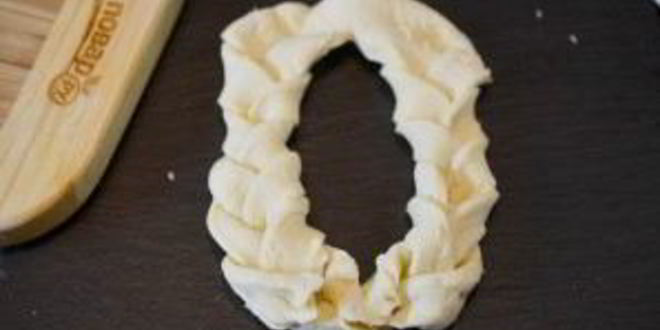 Рецепт плетеных хот-догов с гуакамоле