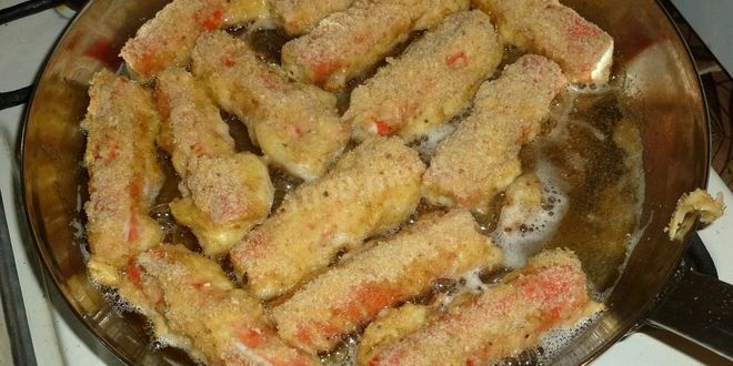 Рецепт крабовых палочек в кляре с сыром