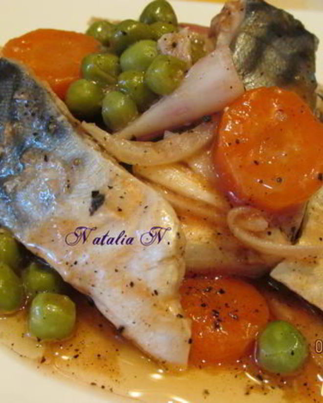 Рецепт маринованной скумбрии с горошком