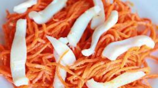 Рецепт корейской морковки с кальмарами