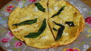 Рецепт Фриттаты с козьим сыром и шалфеем