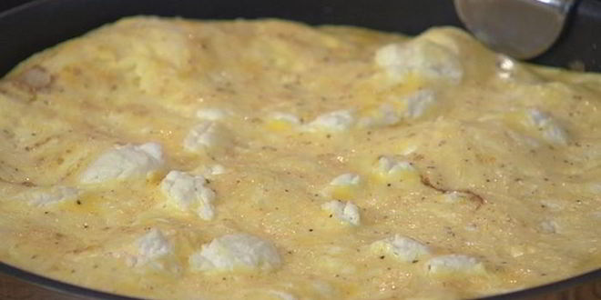 Рецепт фриттаты с козьим сыром и шалфеем